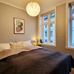 Feriehus Modern 3 Bedroom 2 King Beds Near Bryggen