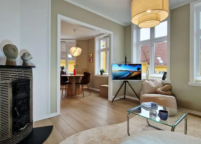 Ferienhaus Modern 3 Bedroom 2 King Beds Near Bryggen *