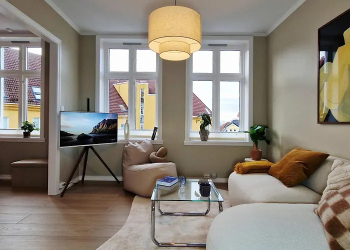 Ferienhaus Modern 3 Bedroom 2 King Beds Near Bryggen *
